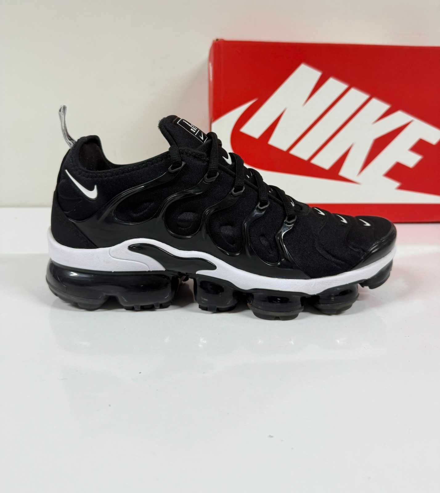 Nike Air VaporMax Plus