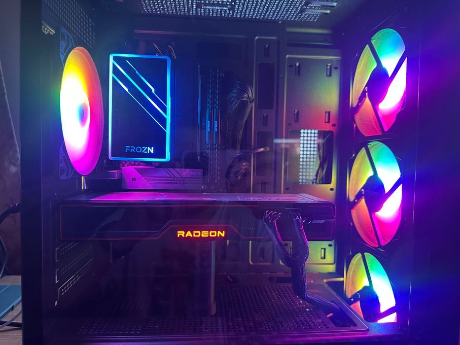 Pc gaming
-Ryzen 5 5600x;
-Rx 6700xt 12gb