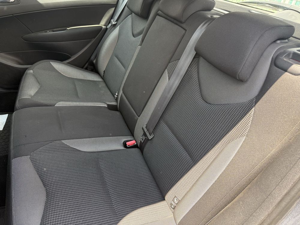 Peugeot 308 1.6HDI 109кс 2009г.