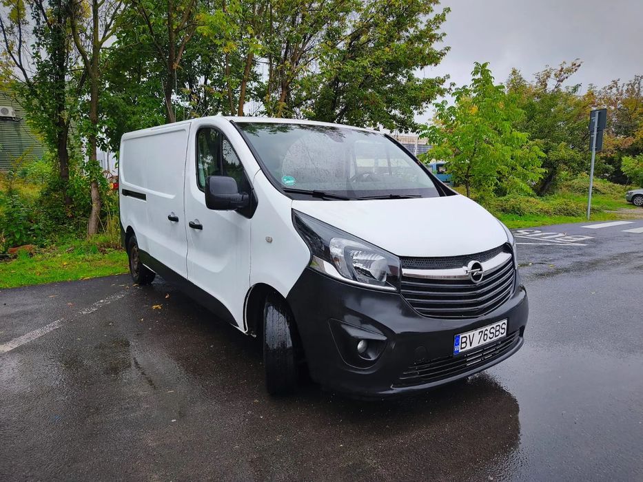 Opel Vivaro B Opel Vivaro-B 1.6 CDTI – Autoutilitară spațioasă, în stare buna