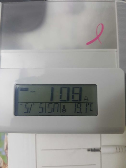 Piesa birou doua miniboxe cu ceas si alte functii