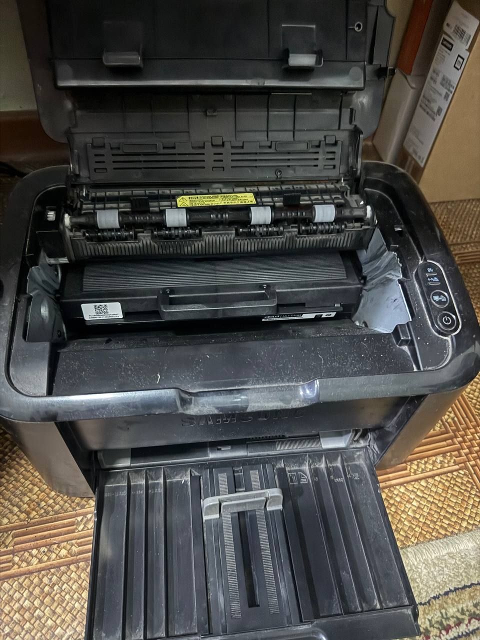Принтер — это Samsung ML-2160 Series, чёрно-белый