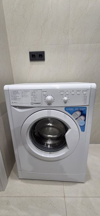Стиральная машинка Indesit