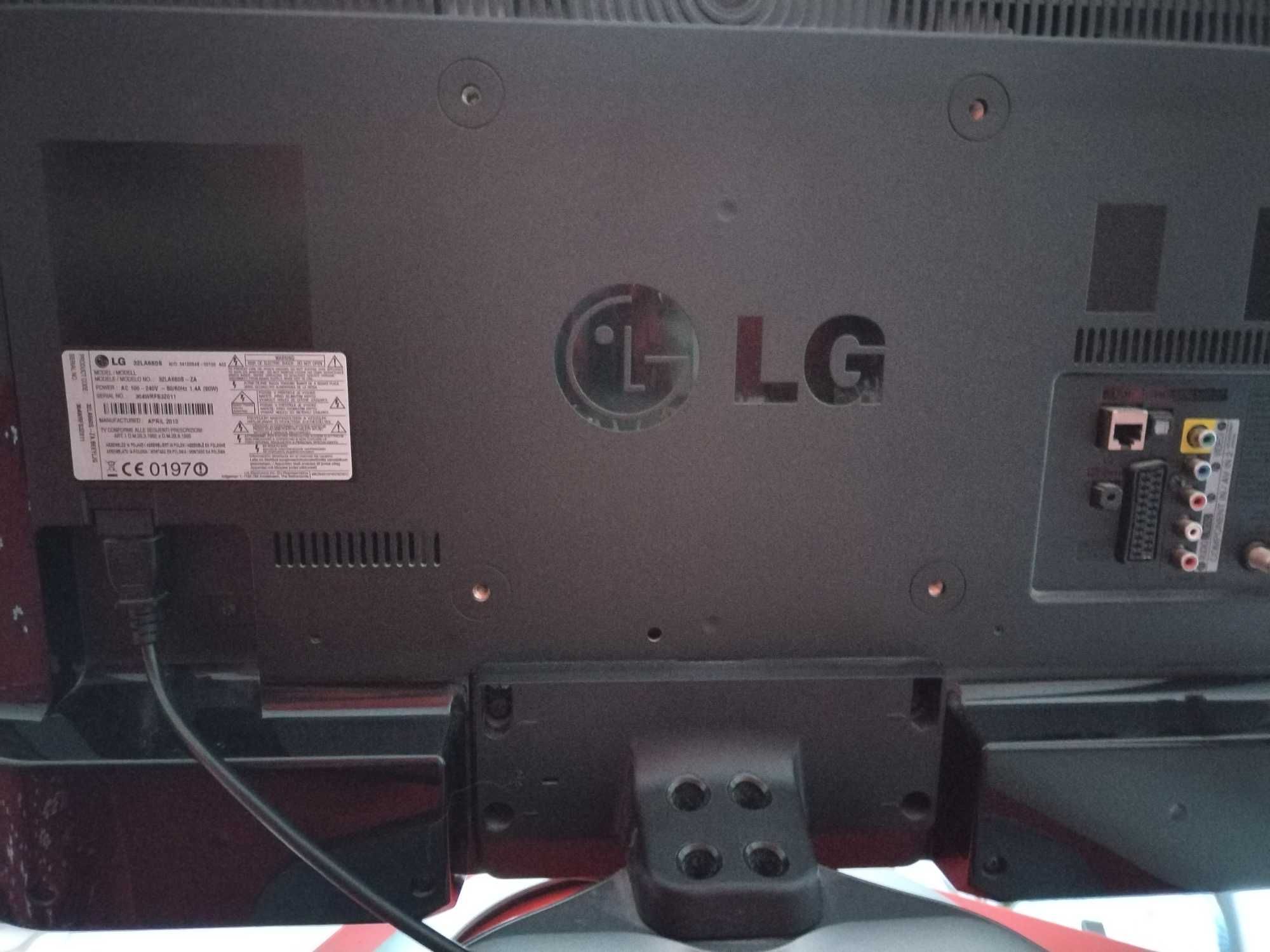Televizor LG 81cm 3D Smart TV 32LA660S ochelari 3D originali, ca NOU!