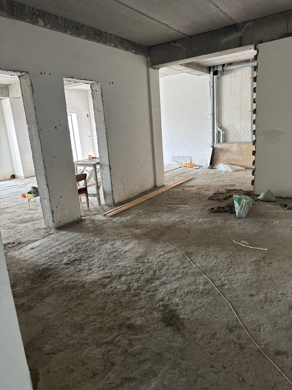 Срочно продается 5 ком. квартира в ЖК Казахстан