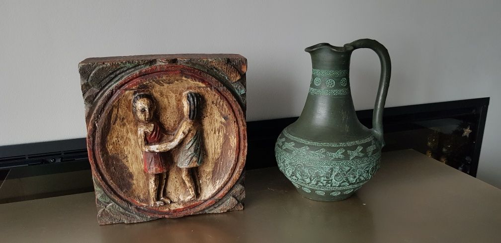 Vază veche din ceramică grecească