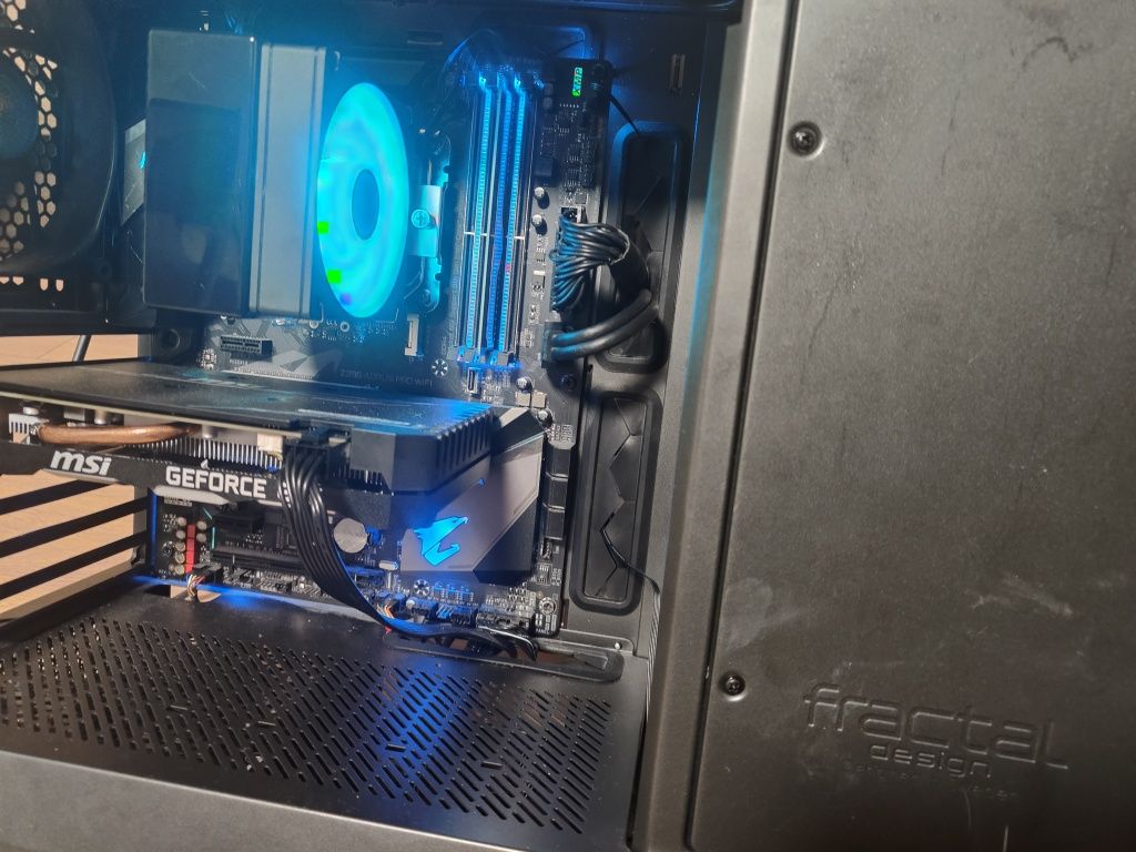 PC GAMING I7 9700k 1660 super