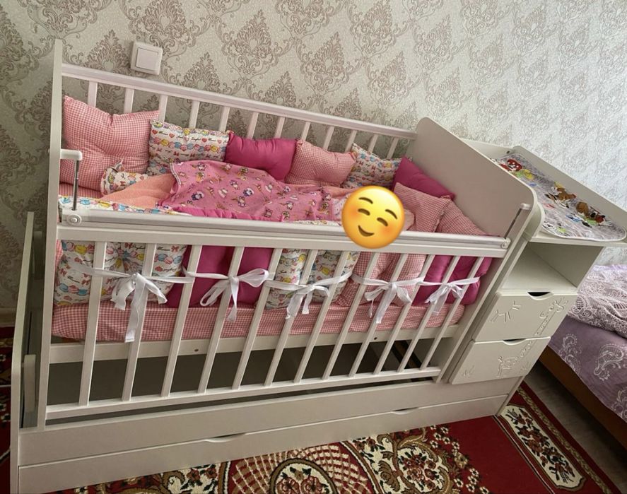 Детская кроватка