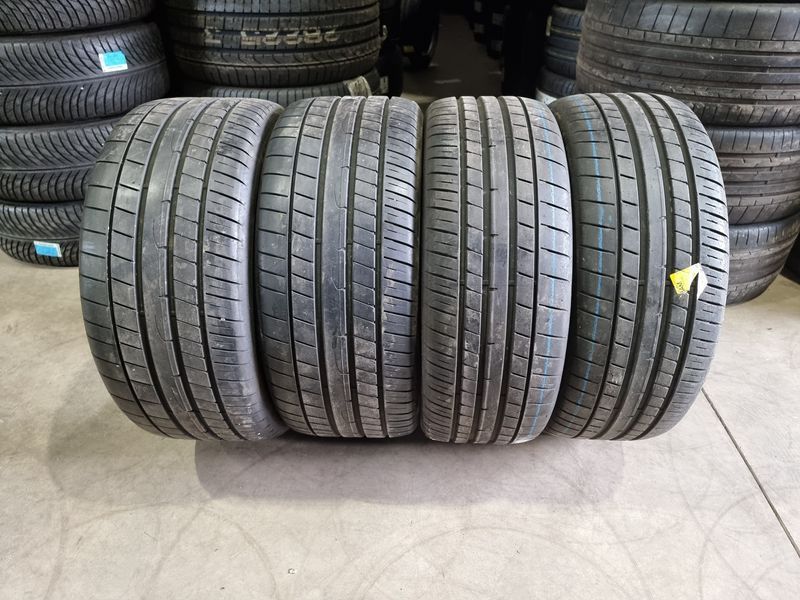 285/40/20//255/45/20 Dunlop