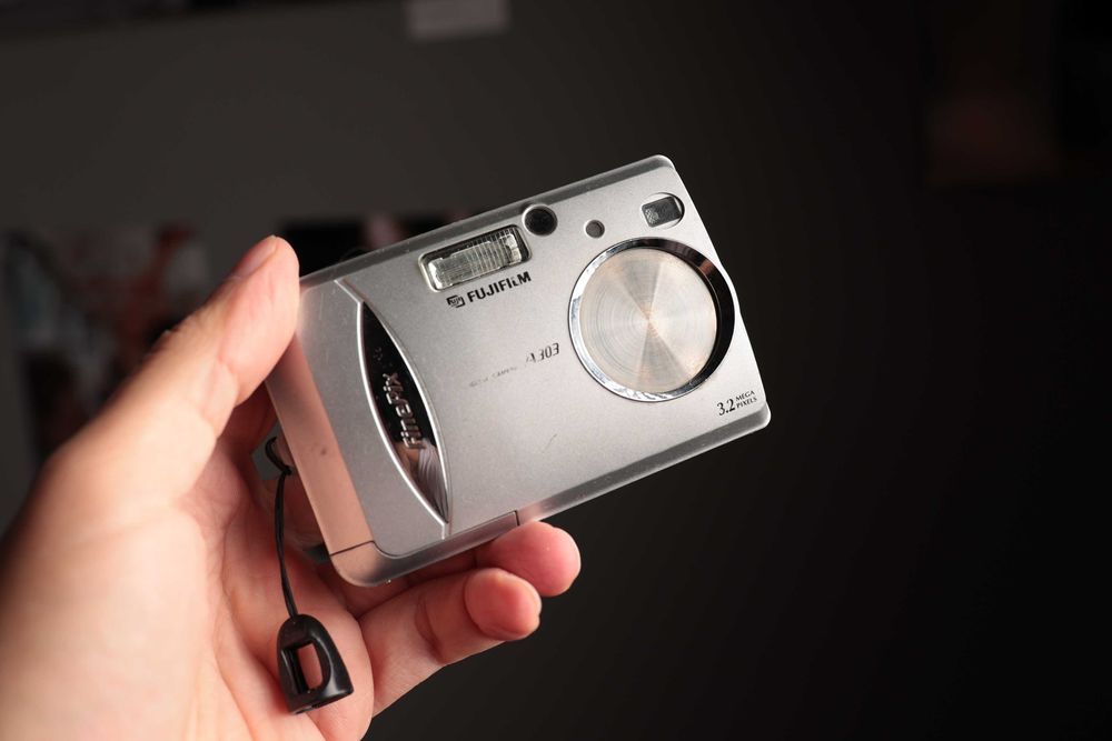 Lot camere foto digitale defecte/netestate- Sanyo, Fujifilm, Canon etc