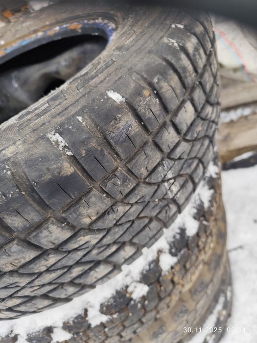 Покрышка р16 одна