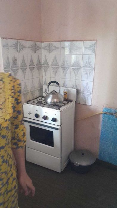 Юнусабад-12  «ТУРКИСТОН»,  2-комнатная, ПУСТАЯ. Семейным ЗАГС.