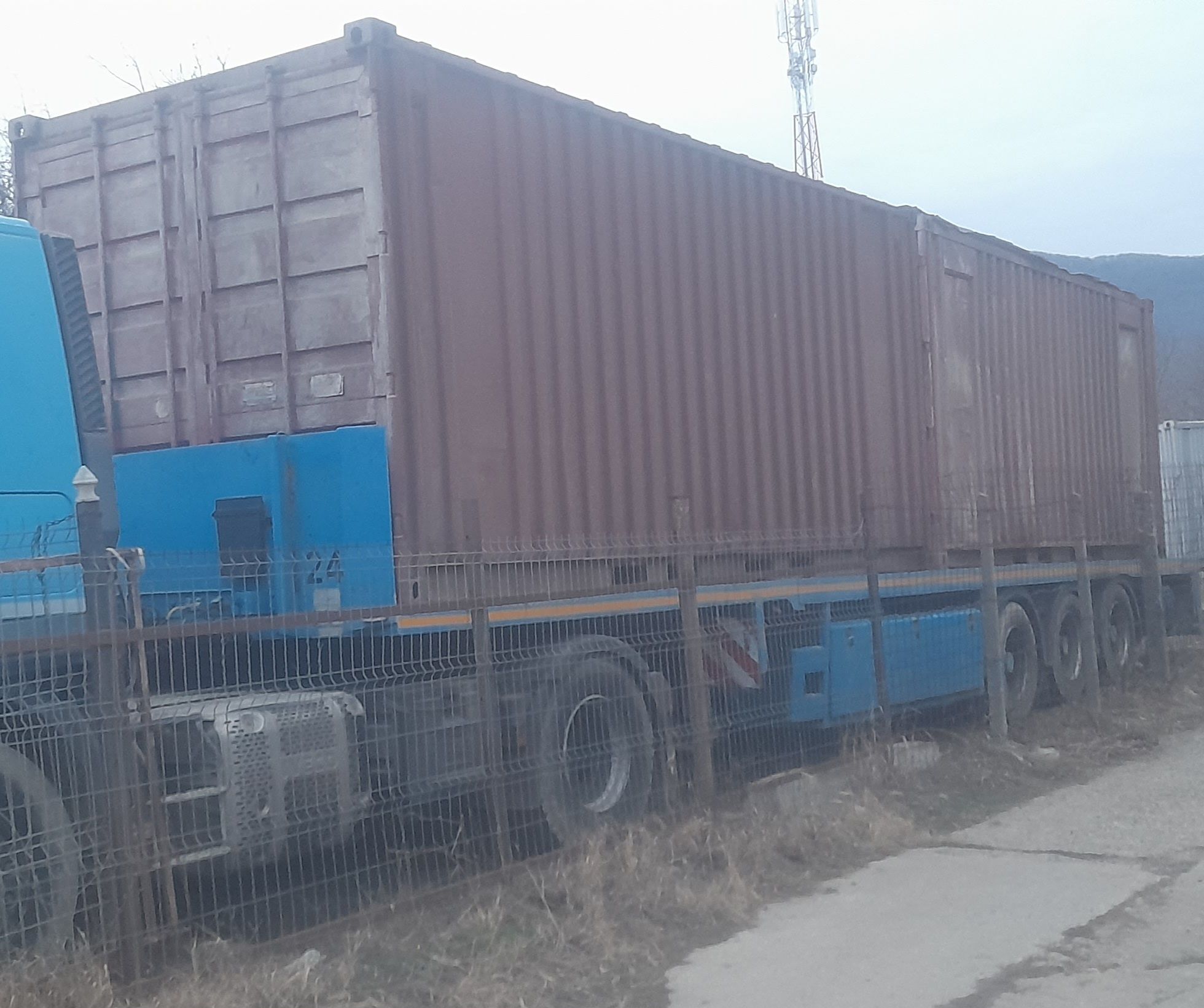 Container maritim ft20