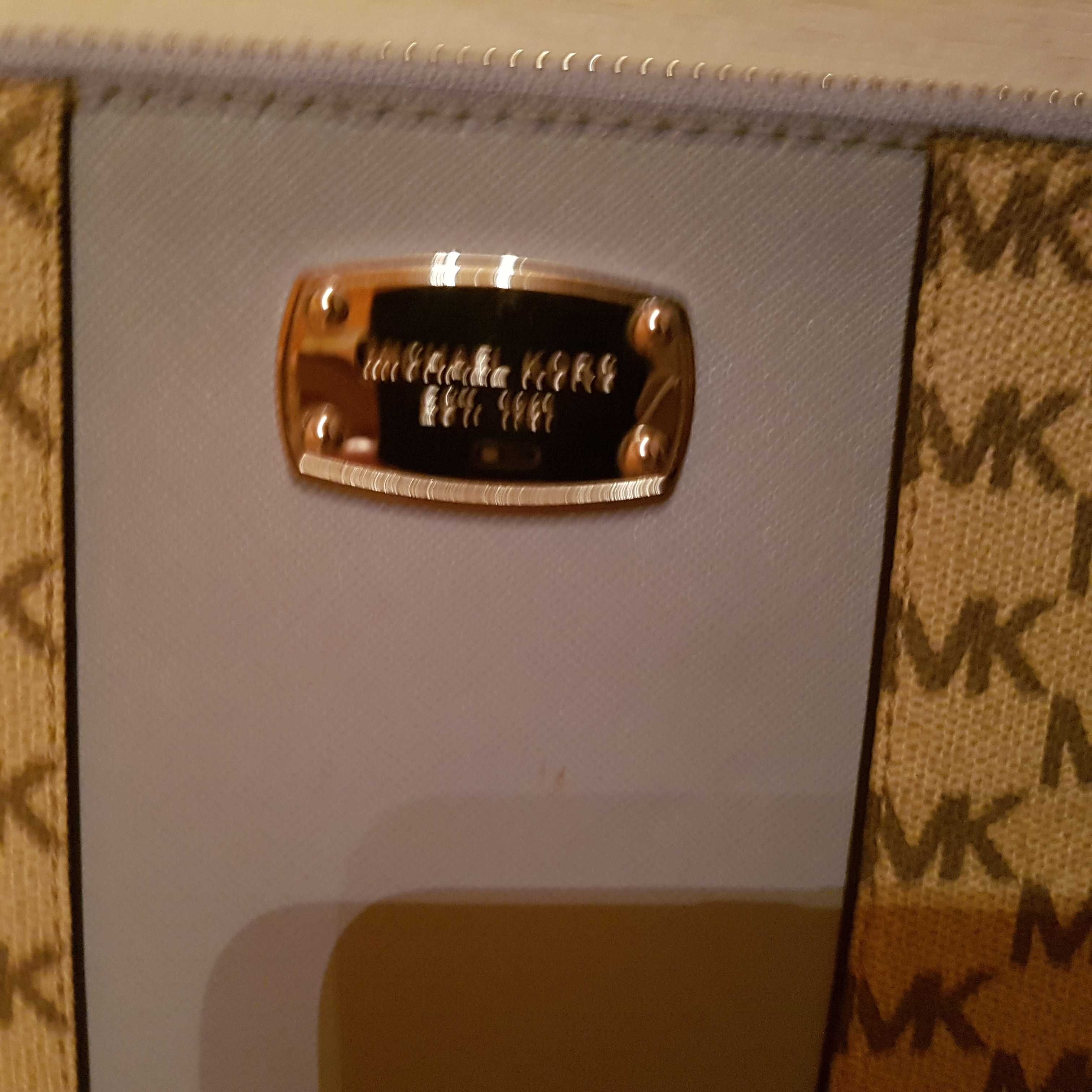 Borseta dama Michael Kors est 1981