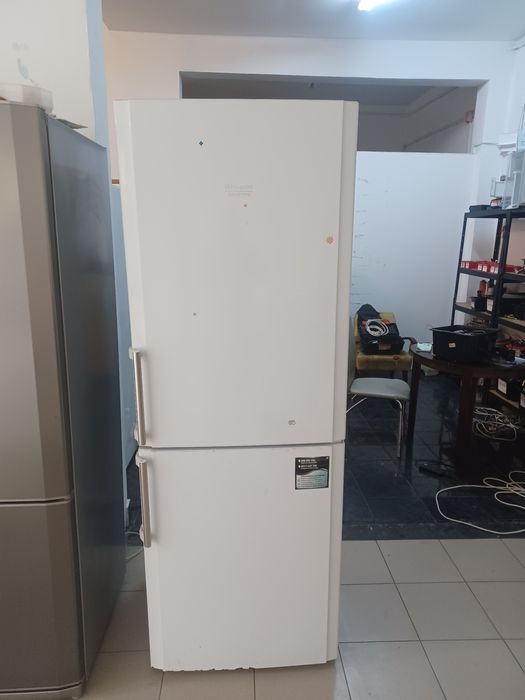 Combina Frig Ariston Hotpoint