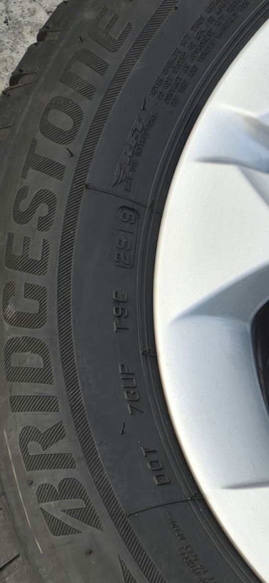 4 Броя 225/55/17 Bridgestone 2x8mm 2x6mm RunFlat