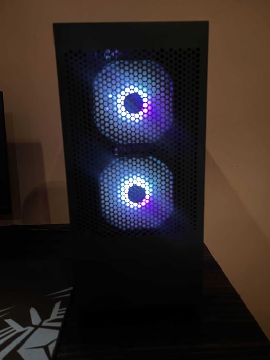Геймърски компютър / i5-11400F / GTX 1650 + Приемам бартер за ps5