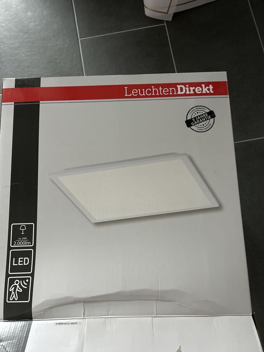 Plafoniera LED . Noi