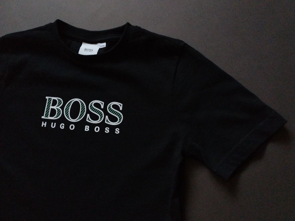 Hugo Boss- 6Y /114 -детска тениска