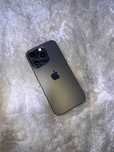 Apple iPhone 15 Pro (Номер лота 578458, 7-12)