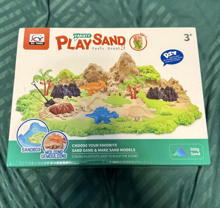 Set nisip magic si forme dinozauri