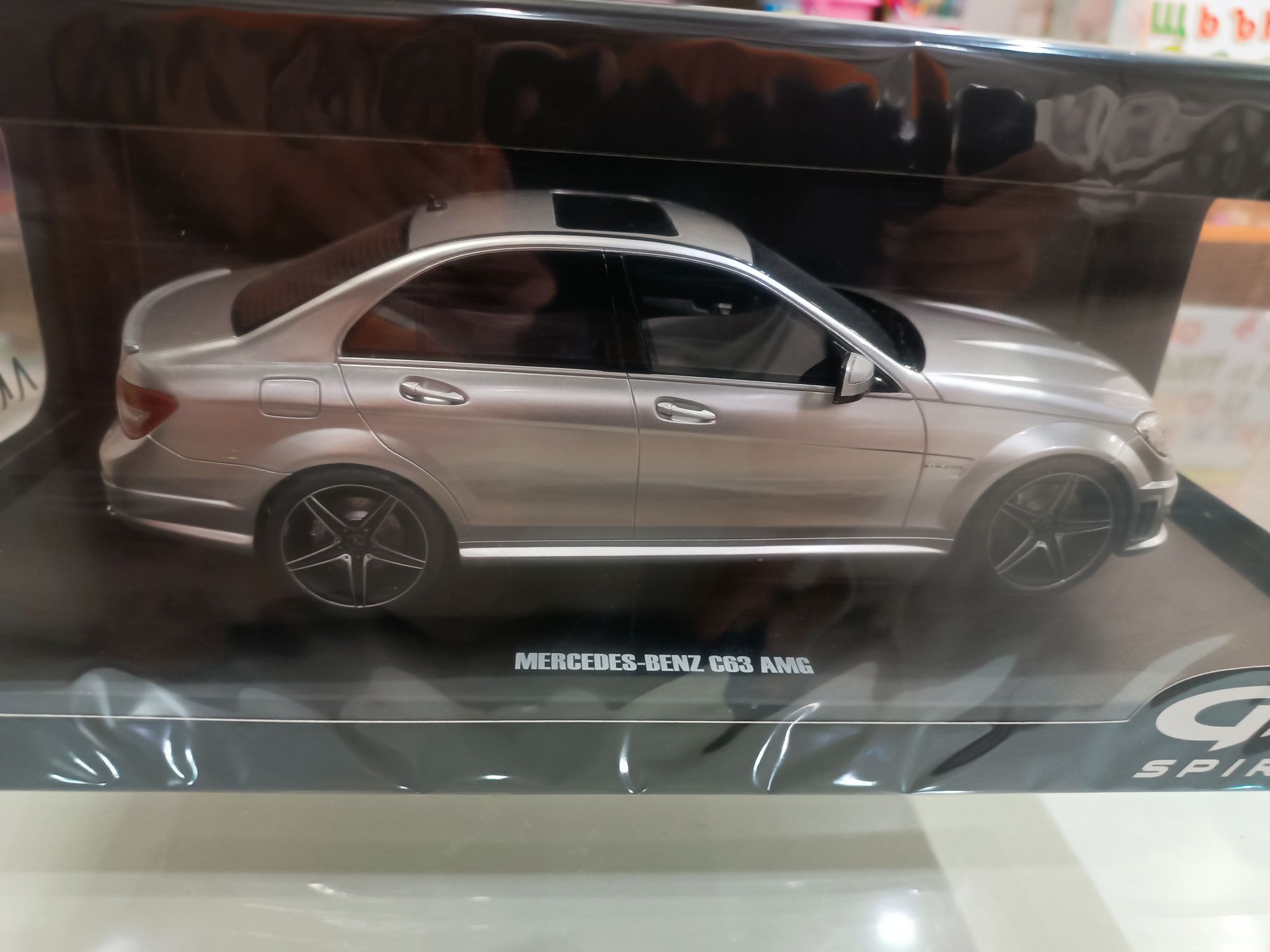 Mercedes w204 C63 AMG 1:18