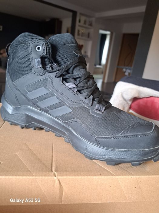 ADIDAS TERREX noi in cutie