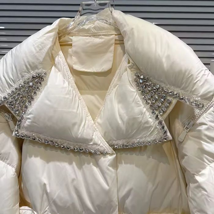 Geaca dama eleganta cu pietre