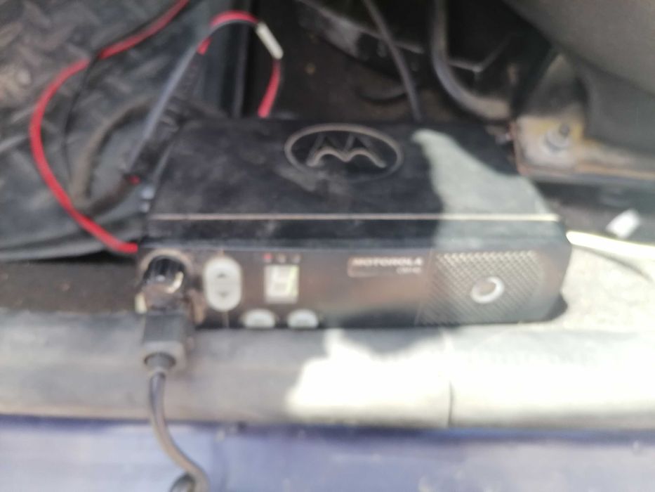 Statie taxi Motorola CM 140 cu antenă nouă