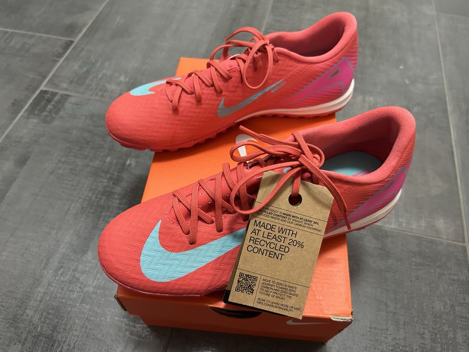 Детски Футболни стоножки(40. номер), Nike ZOOM VAPOR 16 ACADEMY