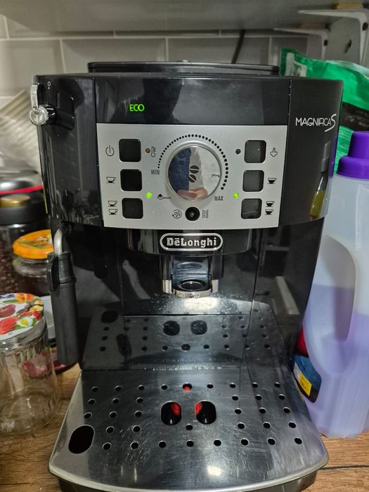 Delonghi magnifica S