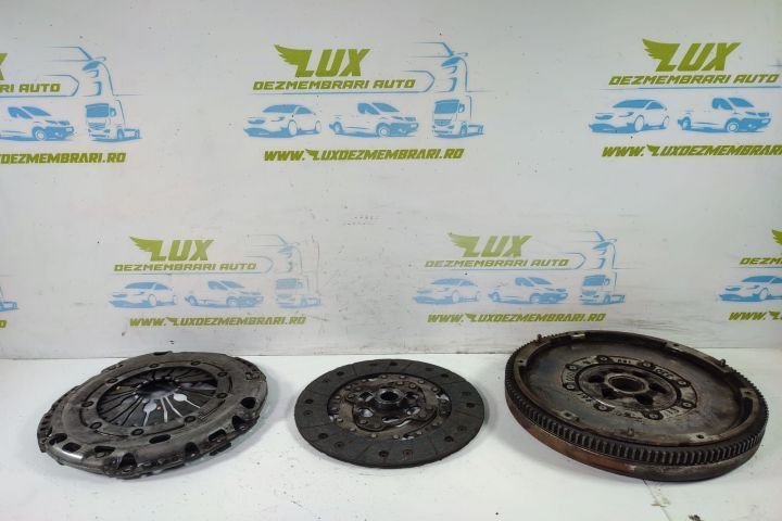 Kit ambreiaj volanta 1.6 2.0 tdi 3082001409 Volkswagen VW Passat B6  [din 2005 pana  2010] seria