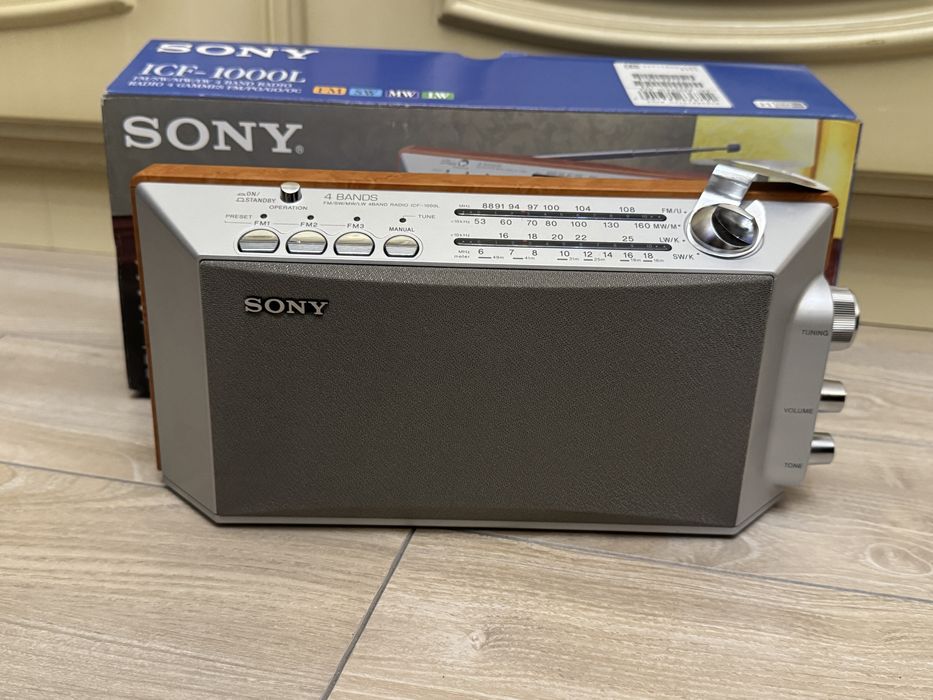 Radio Sony ICF - 1000 L, portabil.