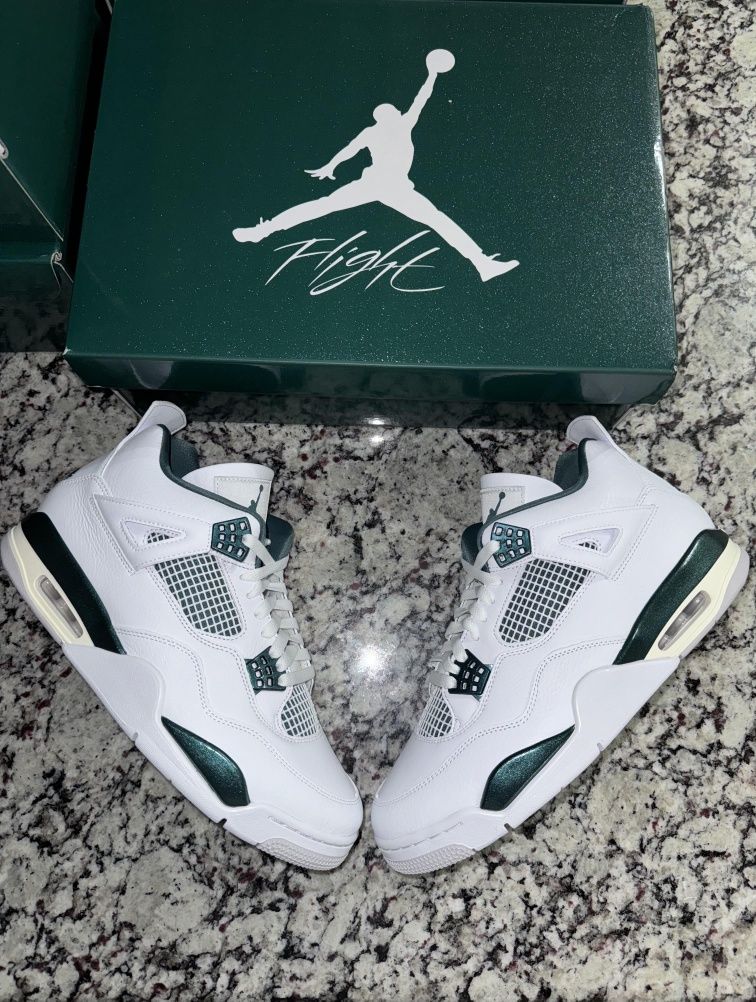Уникални маратонки кецове Nike Jordan 4 лимитирана серия  номер 37.5