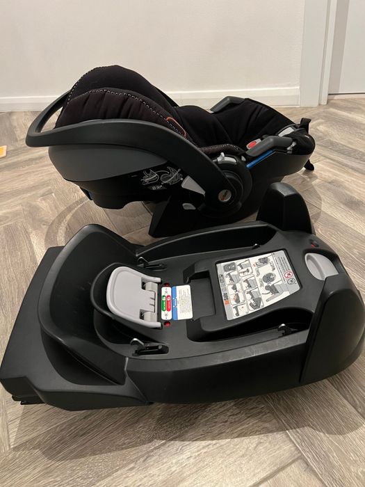 Scoica auto BeSafe + baza Isofix . Scoica se poate vinde si separat