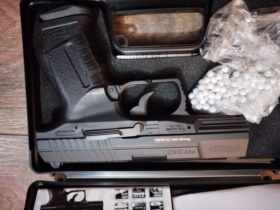 Pistol nou Air Soft Umarex + cutie transport