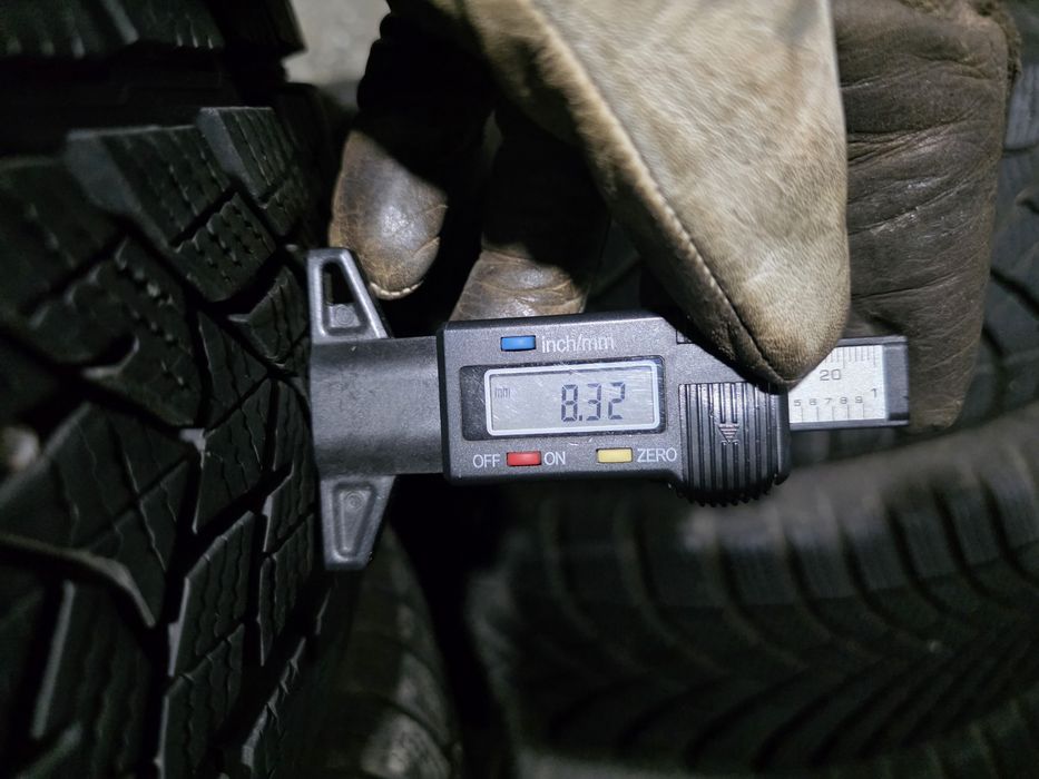 4бр Като нови зимни гуми 205 55 16 - Dunlop