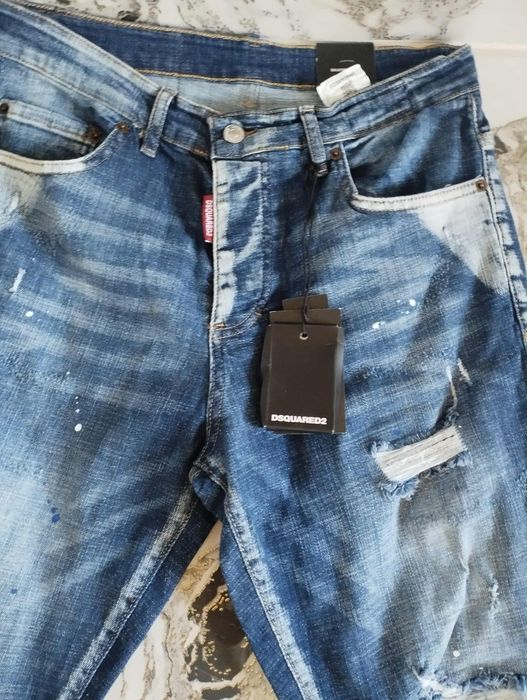 Vând blugi dsquared 2