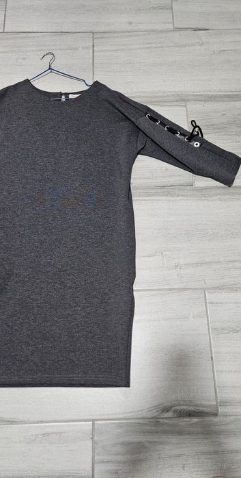 Rochie noua c eticheta