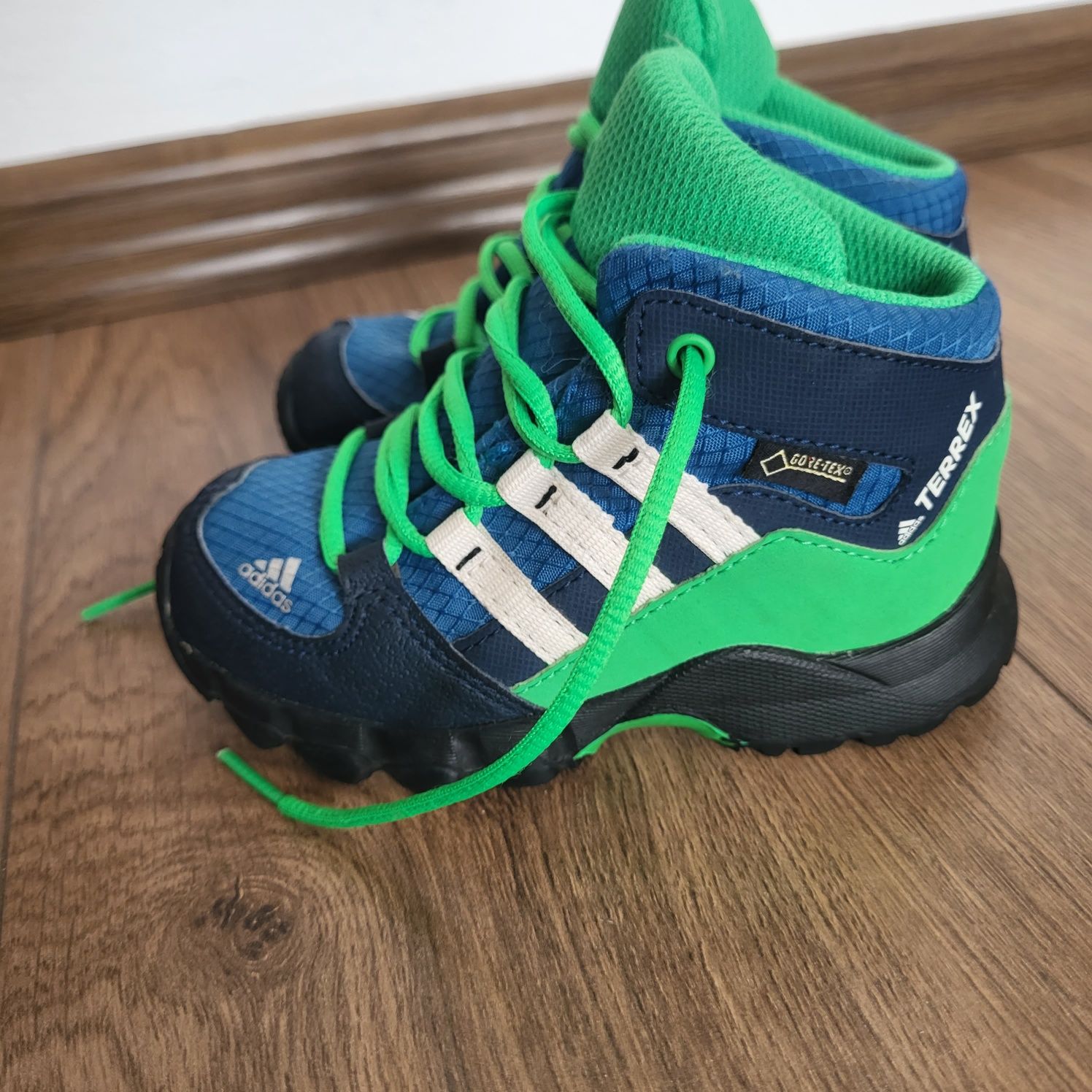 Adidas Terrex nr. 23