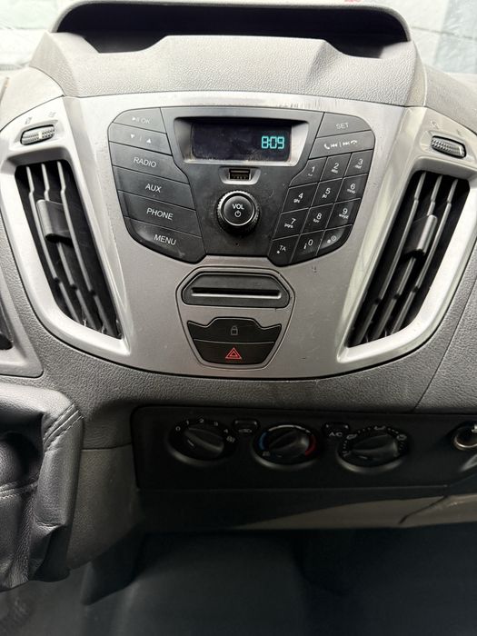 Ford Transit Custom 6 locuri L2H1