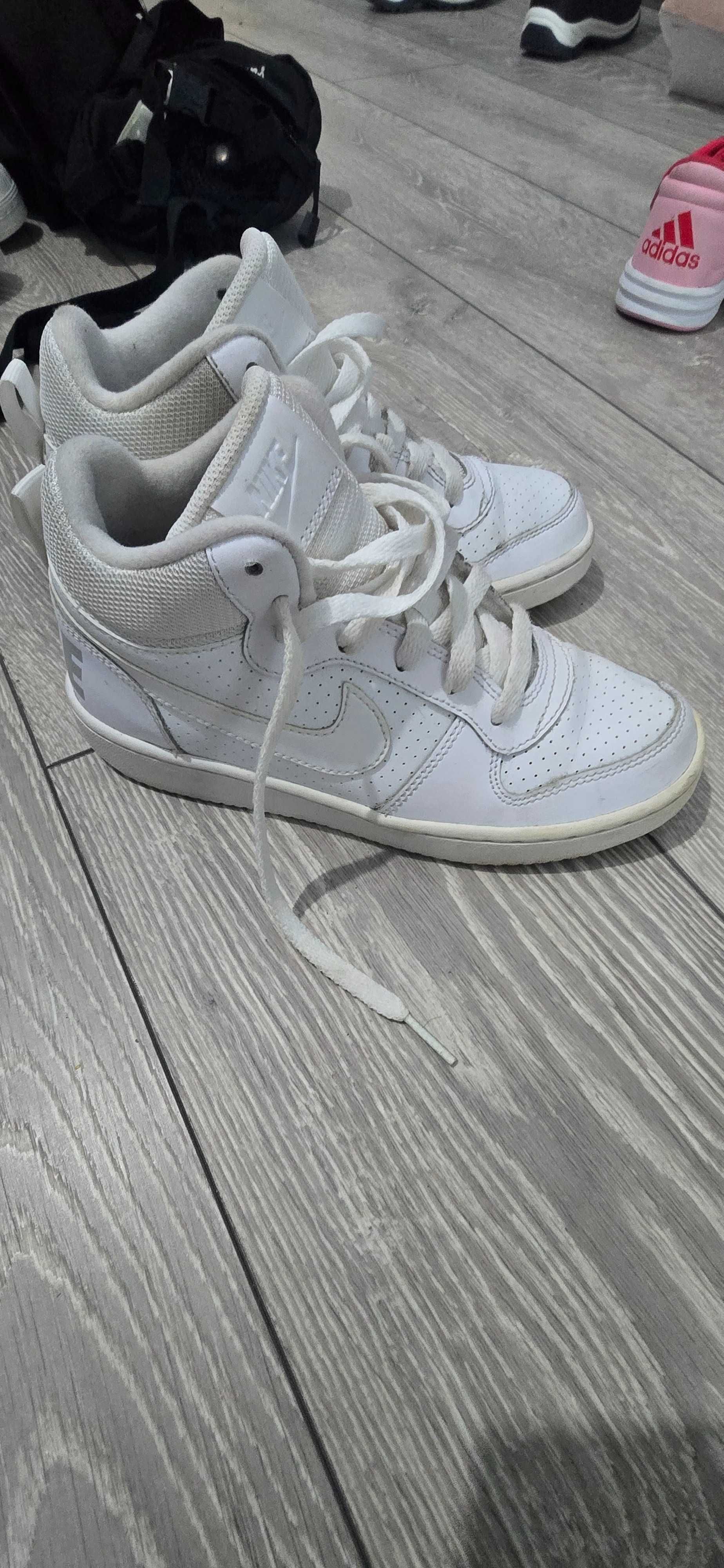 Детски маратонки Nike