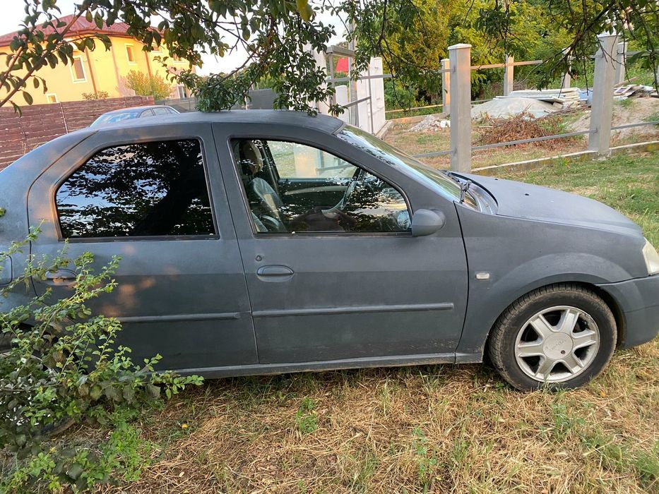 Dacia logan impecabila 2004