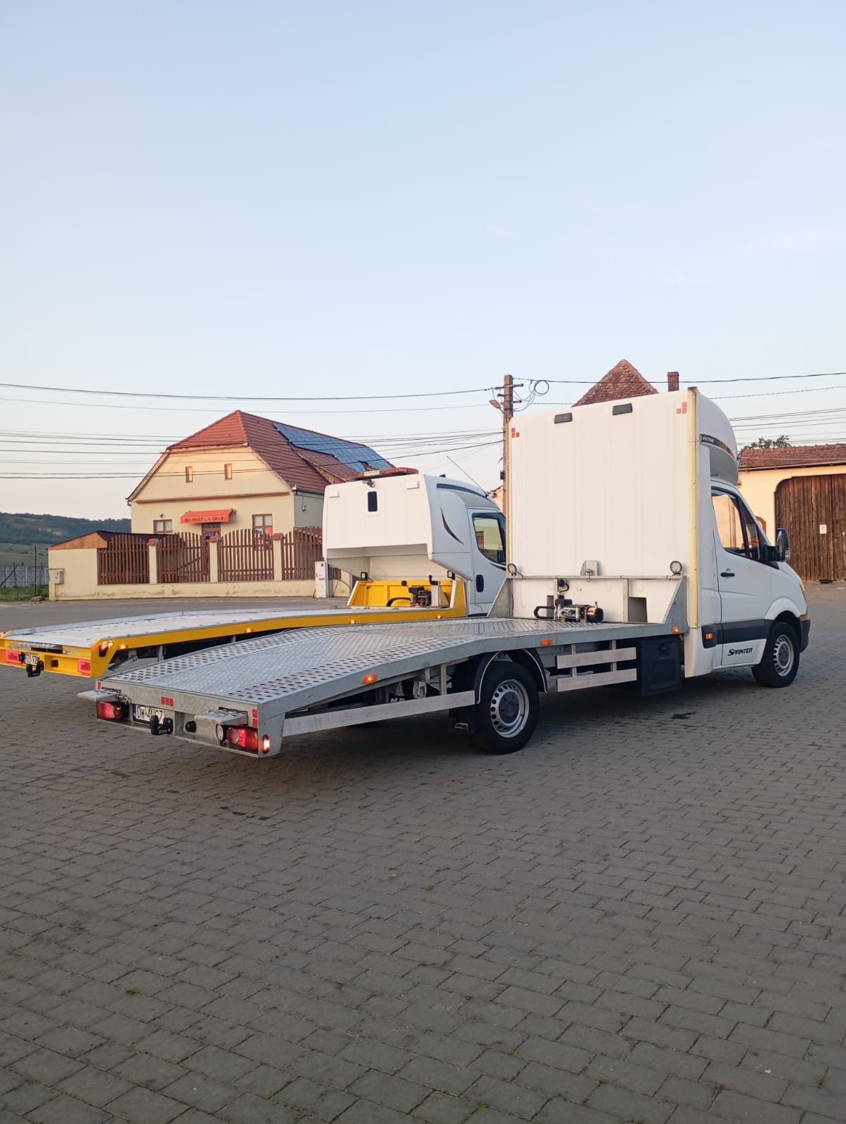 Autoplatformă Iveco daily  2017.   35S170.  35C150.  Sprintr 316 519