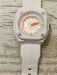 Ceas quartz bărbați unisex alb cu portocaliu,nu automatic mecanic-nou,