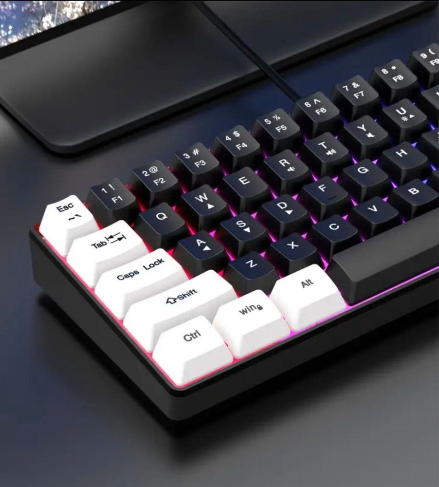 RGB клавиатура с подсветкой идеально вибор для игр и работы
