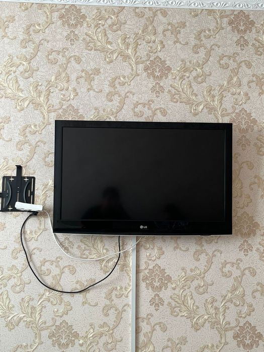 Телевизор LG  в отличном состоянии