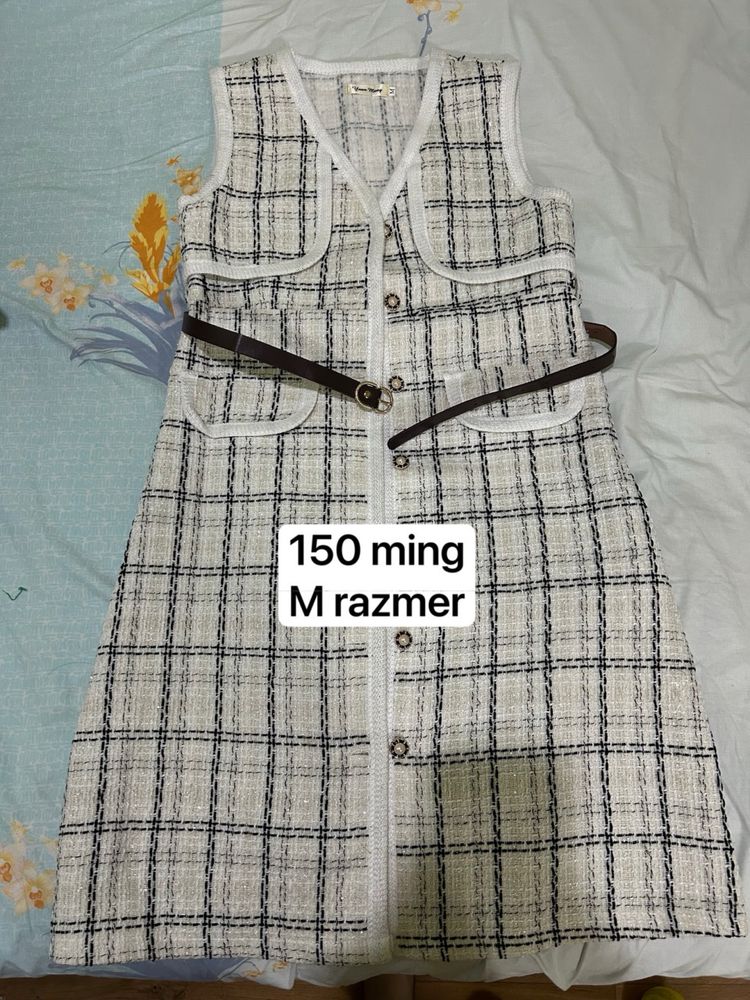 B/U kiyimlar sotiladi