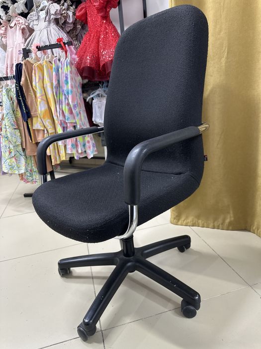 Продается офисное кресло отличного состояния