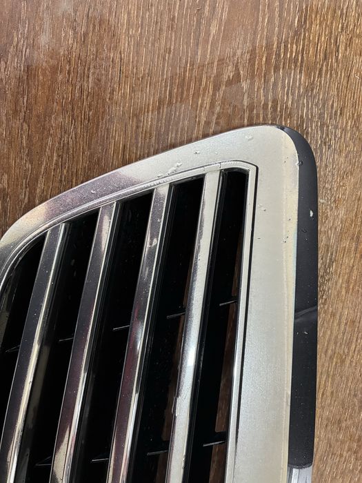 решетка mercedes-benz W221